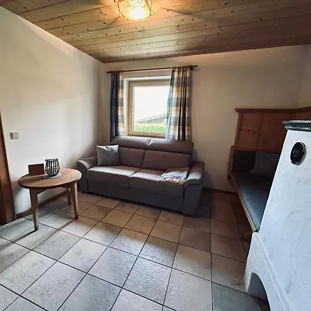 Troger Apartment *