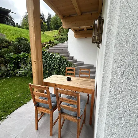 Apartment Troger *